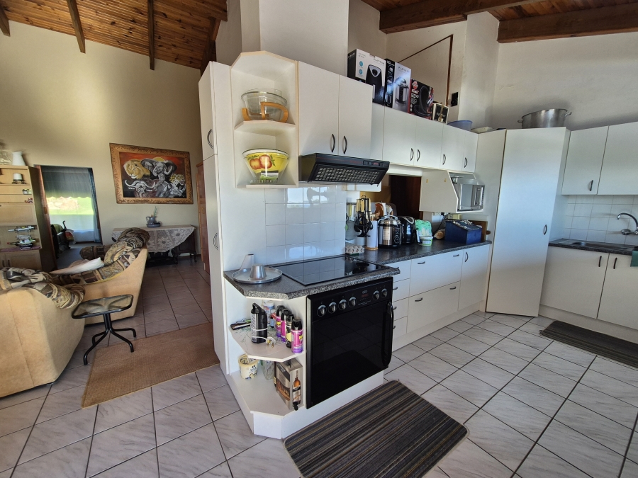 5 Bedroom Property for Sale in Kleinkoornhuis Western Cape